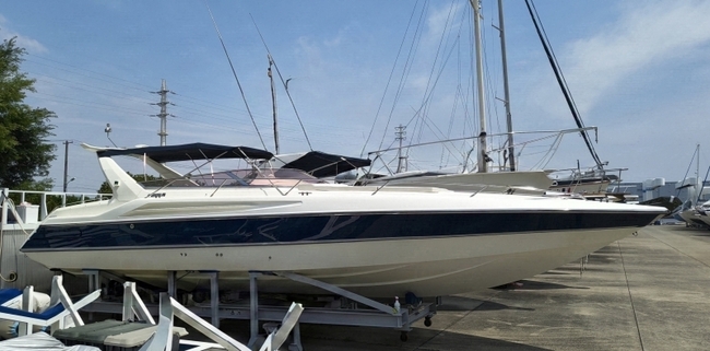 medium_095515-sunseeker-45-apache