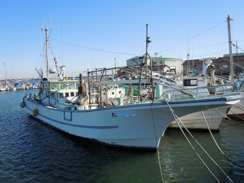 banner_095533-mitsubishi-fishing-vessel