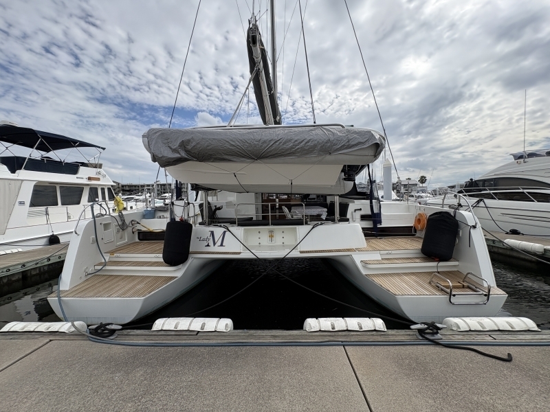 banner_095557-lagoon-420-catamaran