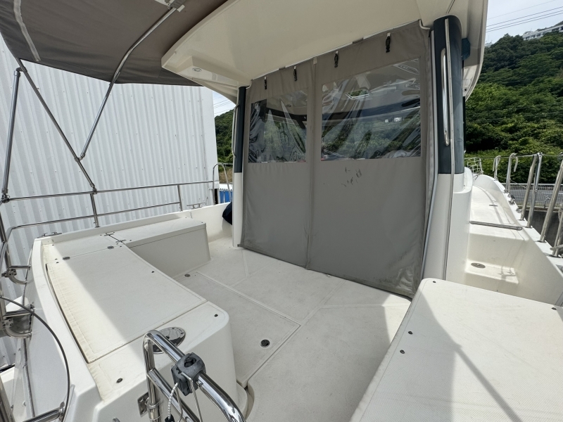 banner_095580-delphia-yachts-1080-escape