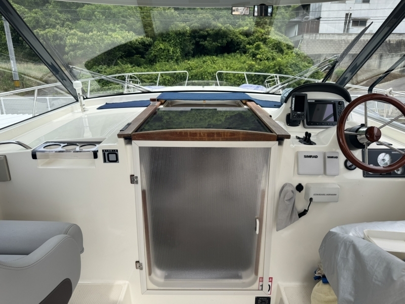 banner_095580-delphia-yachts-1080-escape