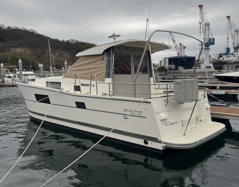 banner_095580-delphia-yachts-1080-escape