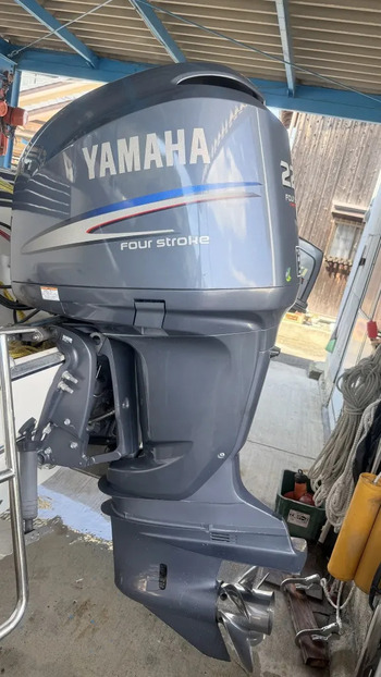 thumb_095588-yamaha-sr-23