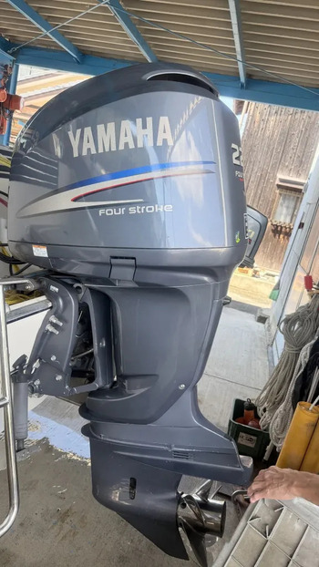 thumb_095588-yamaha-sr-23