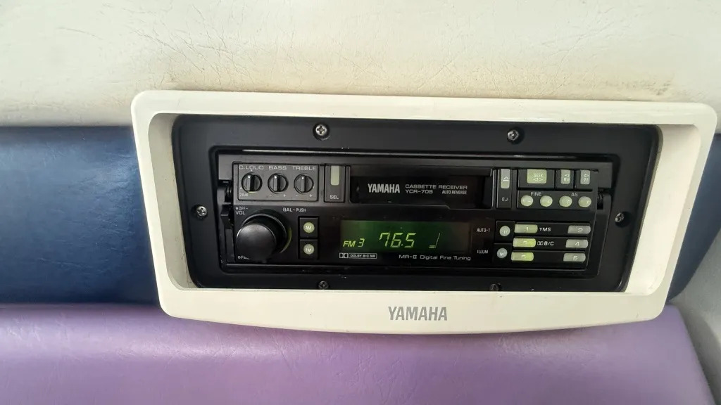 banner_095588-yamaha-sr-23