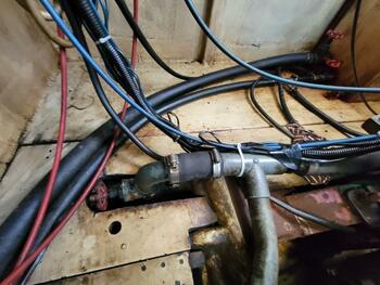 thumb_095597-yamaha-dx-32