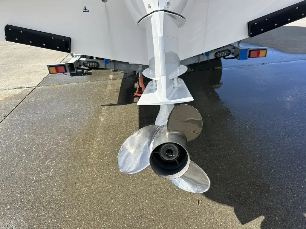banner_095643-yamaha-yfr-330
