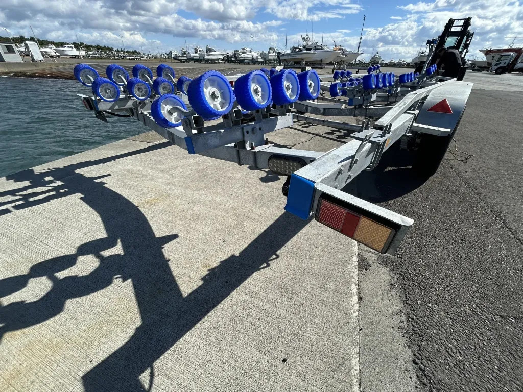 banner_095643-yamaha-yfr-330
