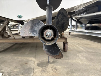 thumb_095702-yamaha-luxair