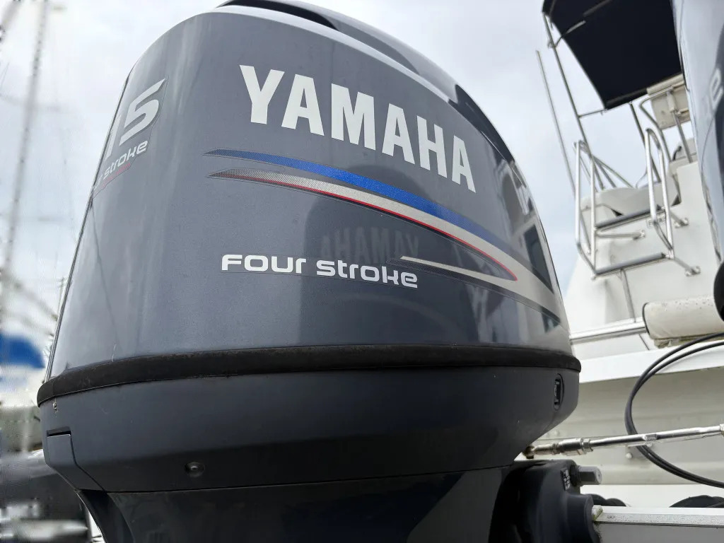 banner_095702-yamaha-luxair