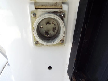 thumb_095703-yamaha-pc-27-pacific-cruiser-27