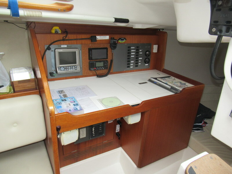 banner_095724-x-yachts-x-35-one-design