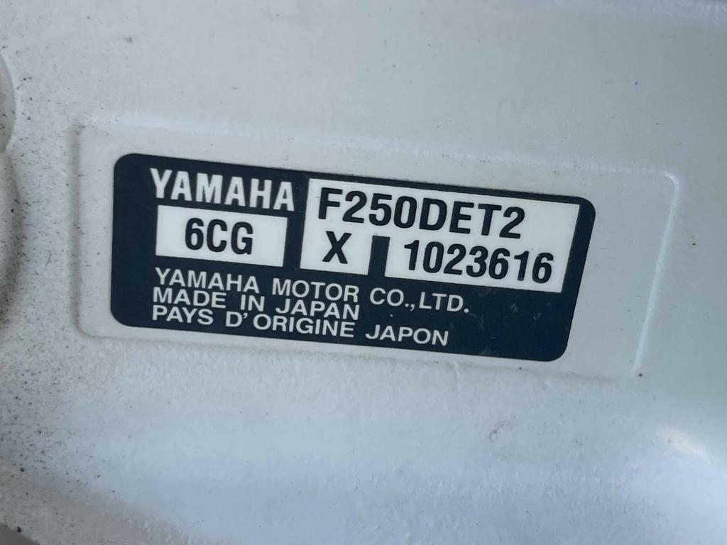 banner_095744-yamaha-yfr-27