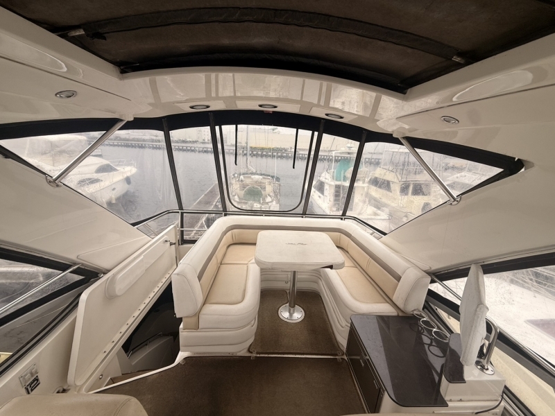 banner_095787-sea-ray-450-sedan-bridge