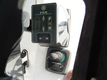 thumb_095806-yamaha-yfr-27