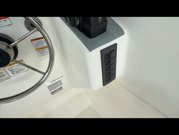 thumb_095819-yamaha-uf-25