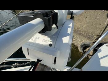 thumb_095819-yamaha-uf-25