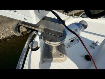 thumb_095819-yamaha-uf-25