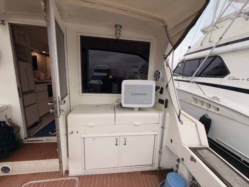 banner_095826-hatteras-41-convertible