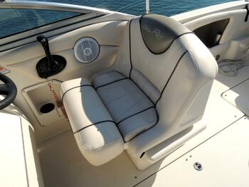 thumb_095831-sea-ray-245-weekender
